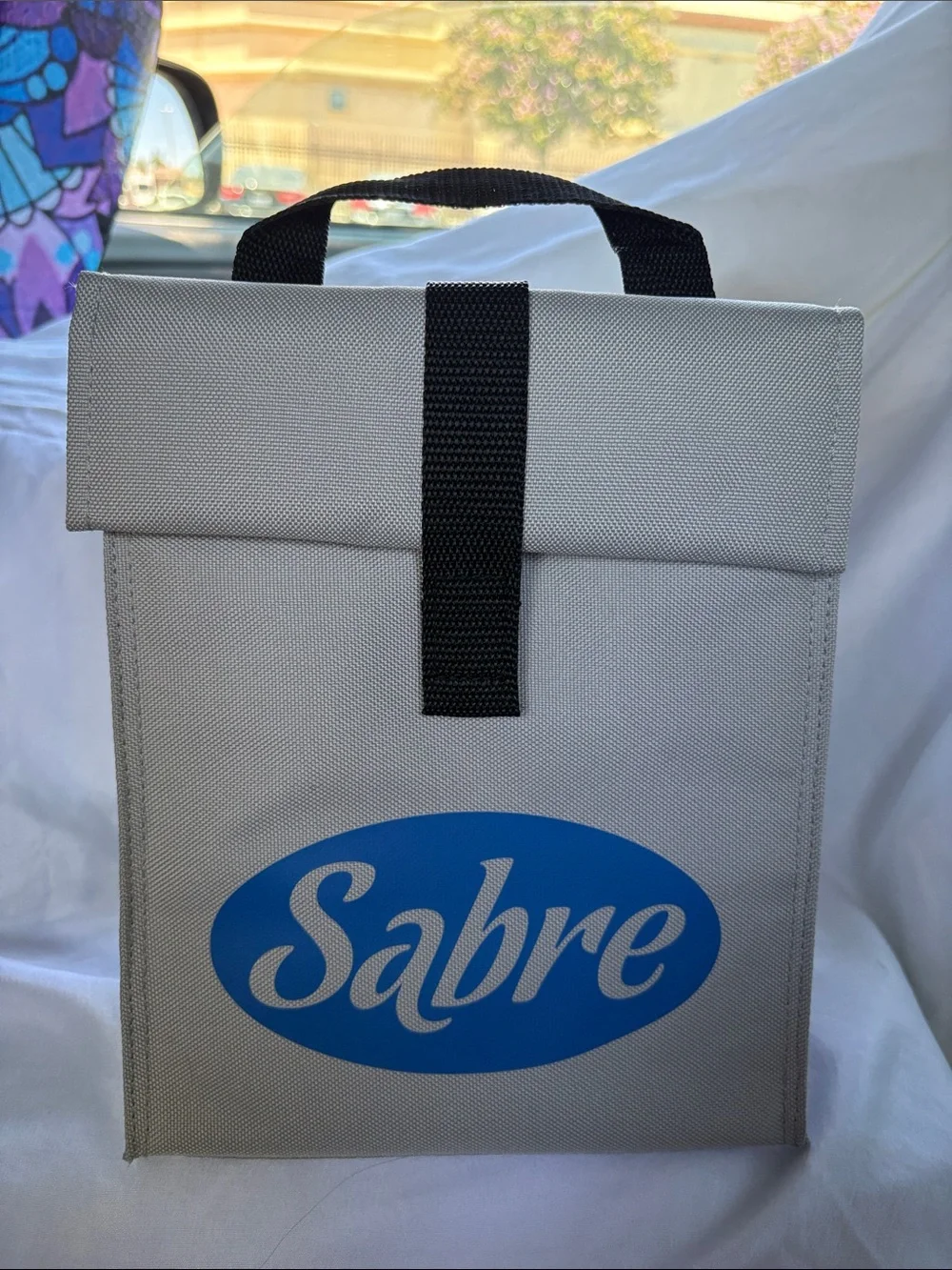 Sabre Insulated Lunch Bag - Light Gray with Blue Logo